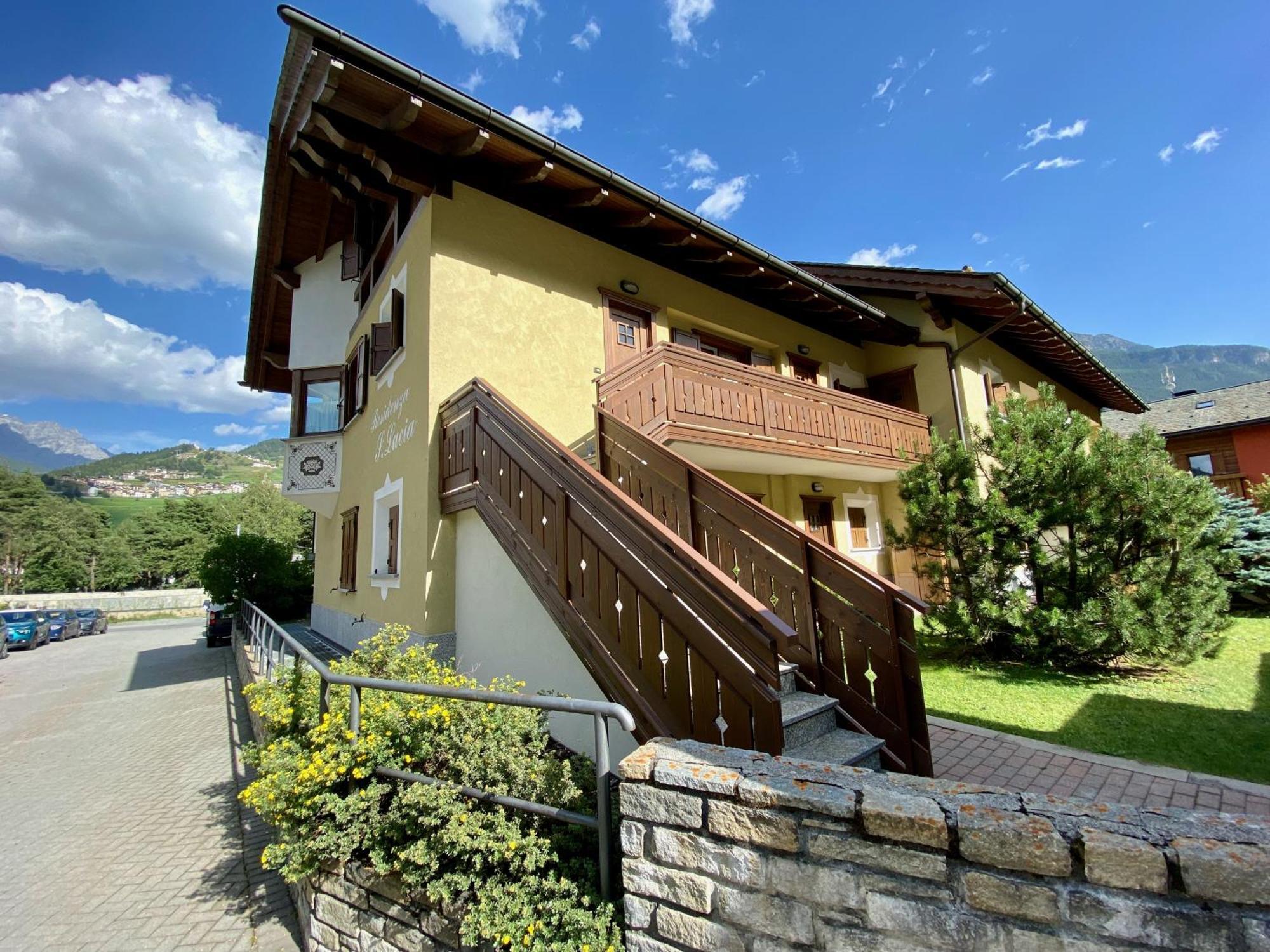 Appartamento In Residence Santa Lucia Bormio Exterior foto